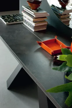 Outlet 1. Design moderno e di tendenza. 2. Prezzo ribassato. 3. Allungabile, adatta a qualsiasi spazio. 4. Facile da montare. 5. Materiali di qualità. Consolle