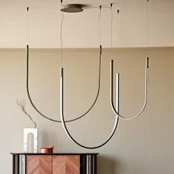 1. Design moderno ed elegante 2. Realizzata in metallo 3. Prodotta da 4. Offerta Outlet 5. Facile da installare^Cattelan Italia New