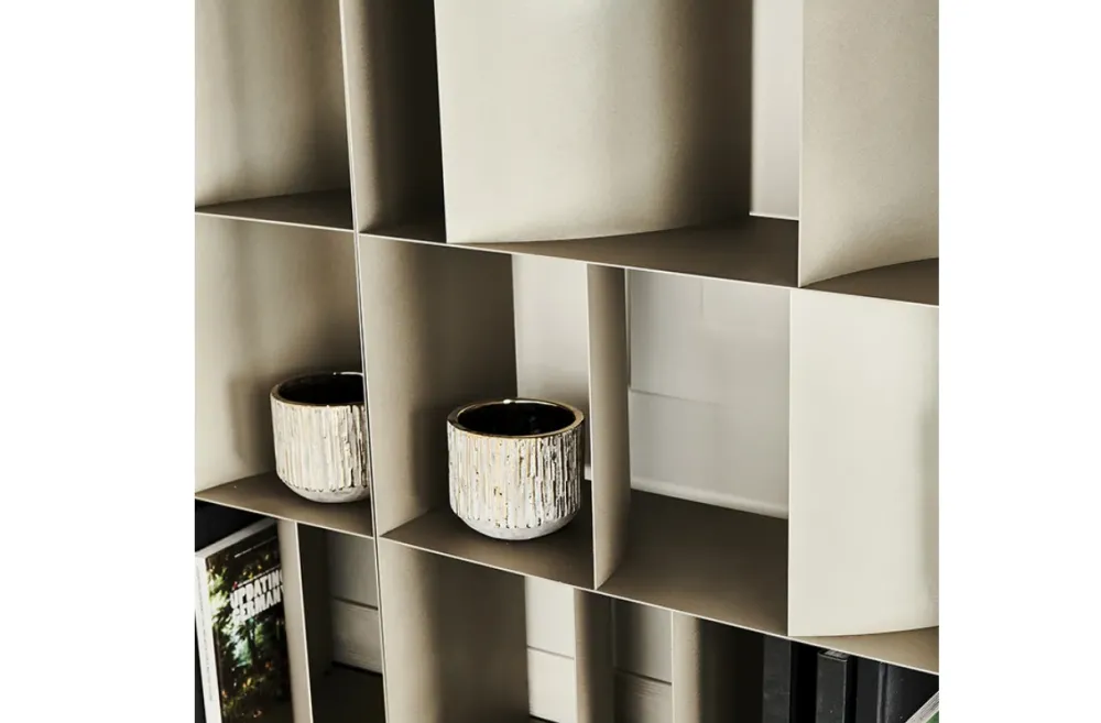 Cattelan Italia 1. Design moderno ed elegante.2. Facile da montare.3. Offerta speciale. 4. Materiali di qualità.5. Grande capacità di stoccaggio.- Librerie