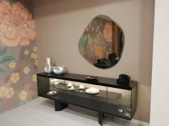 Cattelan Italia 1. Design moderno ed elegante. 2. Vetro di alta qualità. 3. Prezzo Outlet. 4. Facile da installare. 5. Ideale per arredare la casa.- Specchiere