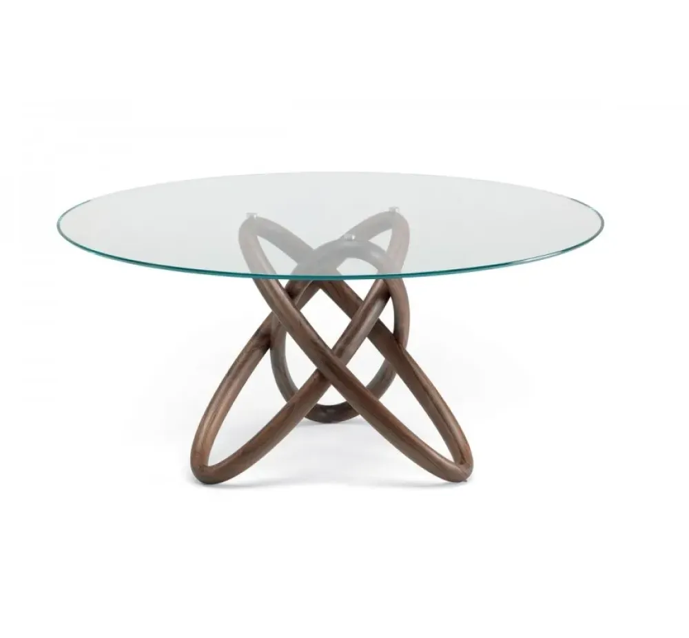 Cattelan Italia 1. Design moderno ed elegante. 2. Vetro resistente e di qualità. 3. Facile da pulire e mantenere. 4. Struttura solida e resistente. 5. Dimensioni adatte a qualsiasi ambiente.- Tavoli