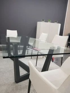 1. Design moderno ed elegante. 2. Prezzo scontato. 3. Facile da pulire. 4. Resistente e durevole. 5. Facile da montare.^Bonaldo Hot