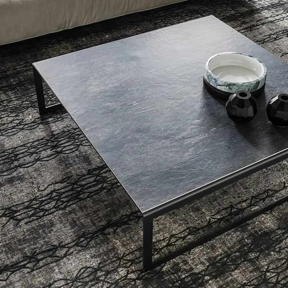 Cattelan Italia 1. Design moderno.2. Prezzo ribassato. 3. Facile da montare. 4. Materiali di qualità. 5. Marca affidabile.- Tavolini