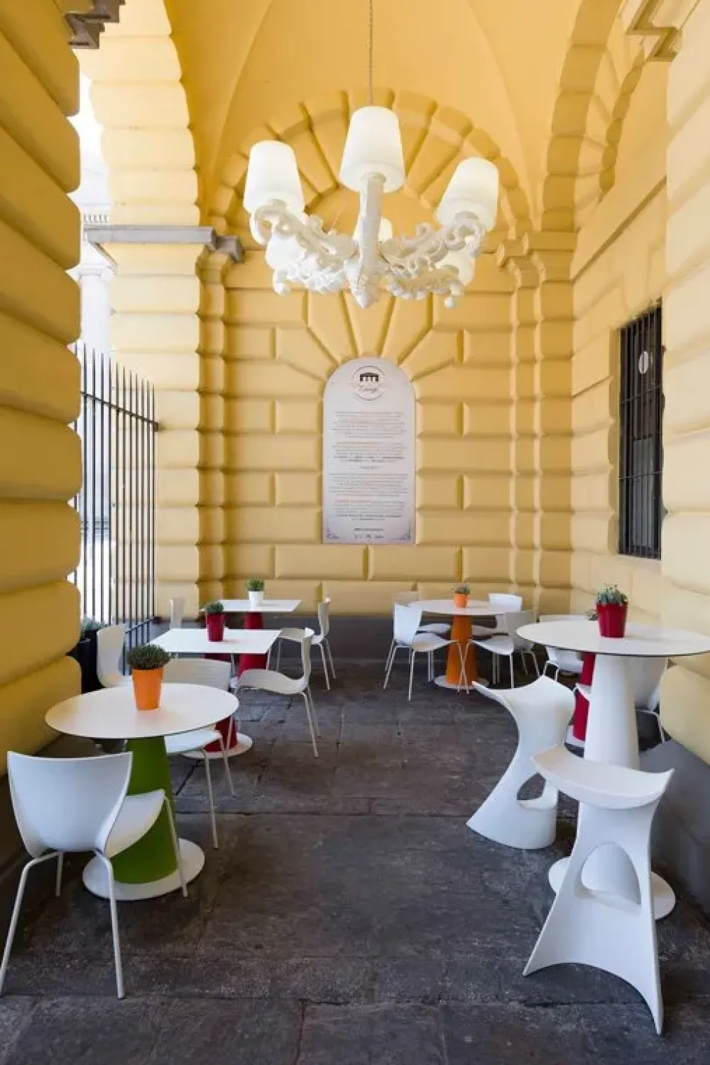 A sospensione Crown of love a prezzo Outlet^Slide