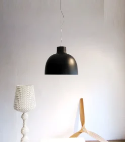 A sospensione Lampada a sospensione bellissima , Nero a prezzi convenienti^Kartell Sale