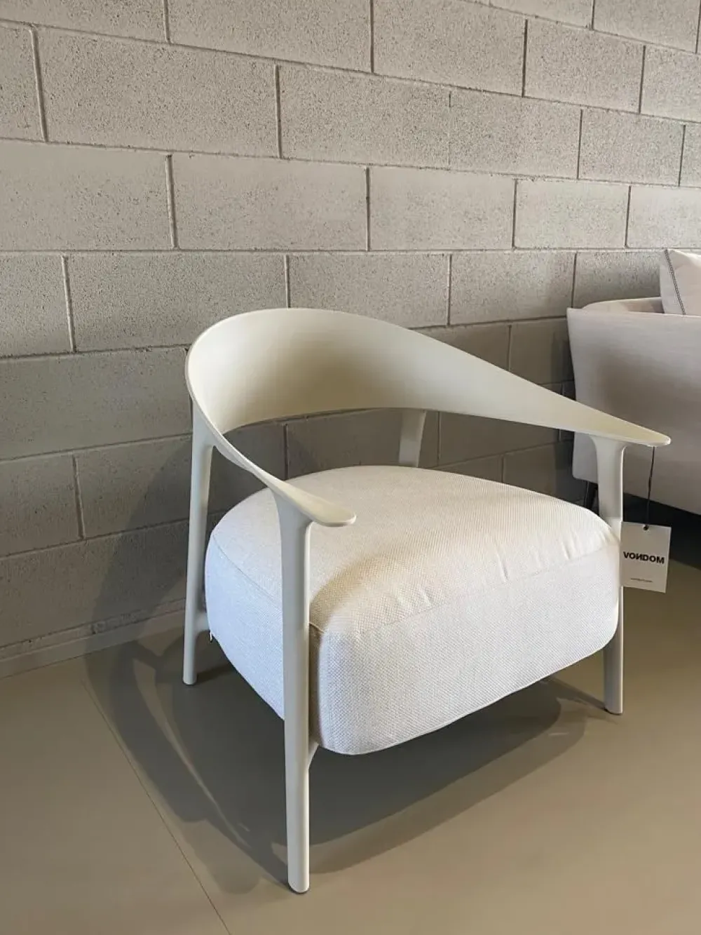 Acquista la Poltroncina Africa a prezzi vantaggiosi! Seduta fissa.^Vondom Discount