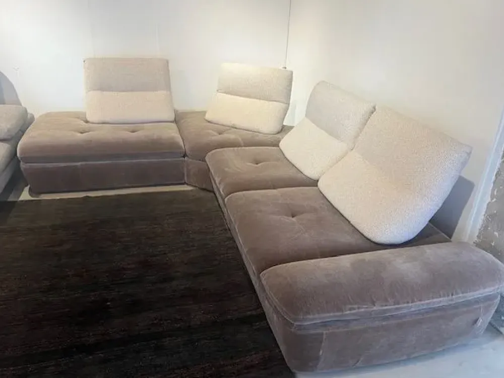 Calia Alba in Tessuto a prezzo ribassato- Divani