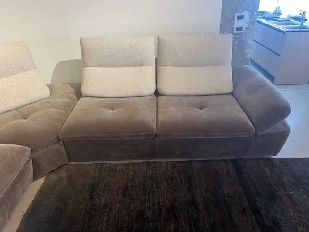 Calia Alba in Tessuto a prezzo ribassato- Divani