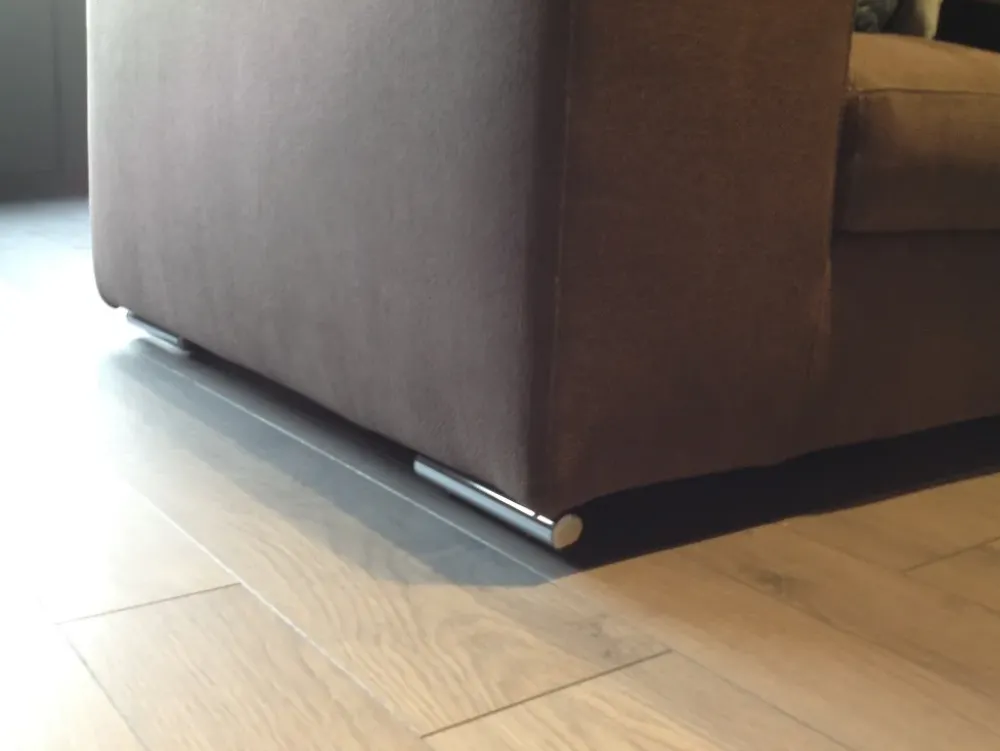 Longoni Poltrone e Divani Angolare Victor a PREZZO OUTLET scontato del 67%- Divani