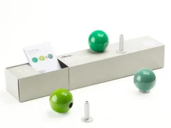 Molteni & C Appendiabiti design modello Coat dots di scontato del 19%- Appendiabiti