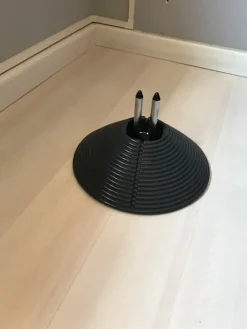 Appendiabiti Dilemma in metallo in Offerta Outlet^Artigianale Online