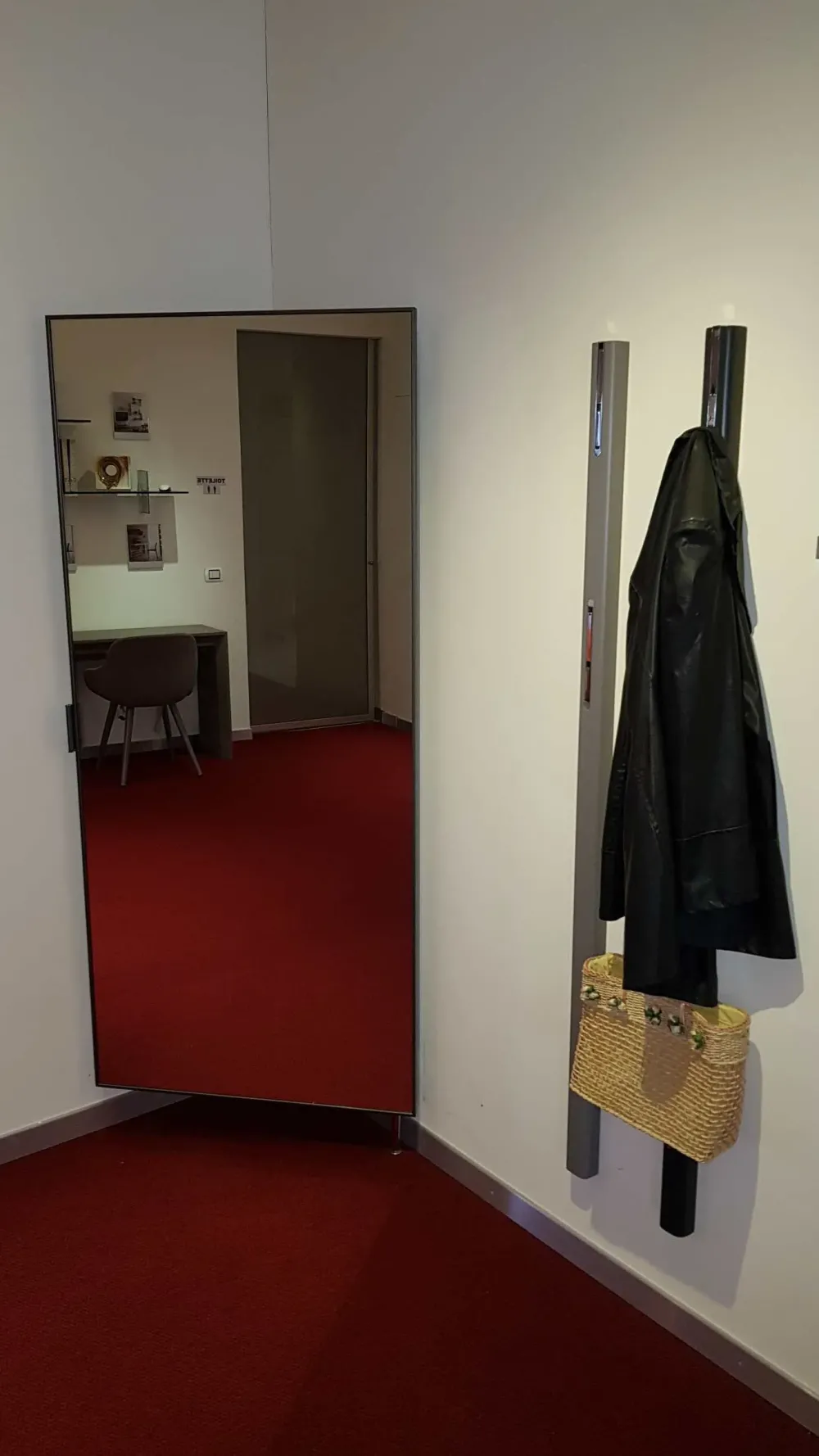 Appendiabiti Pinocchio in laccato opaco in Offerta Outlet^Ponti Terenghi Sale