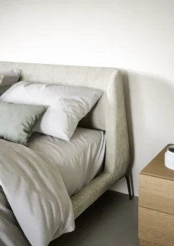 NovaMobili Approfitta dello sconto 44% sul letto Velvet di- Letti