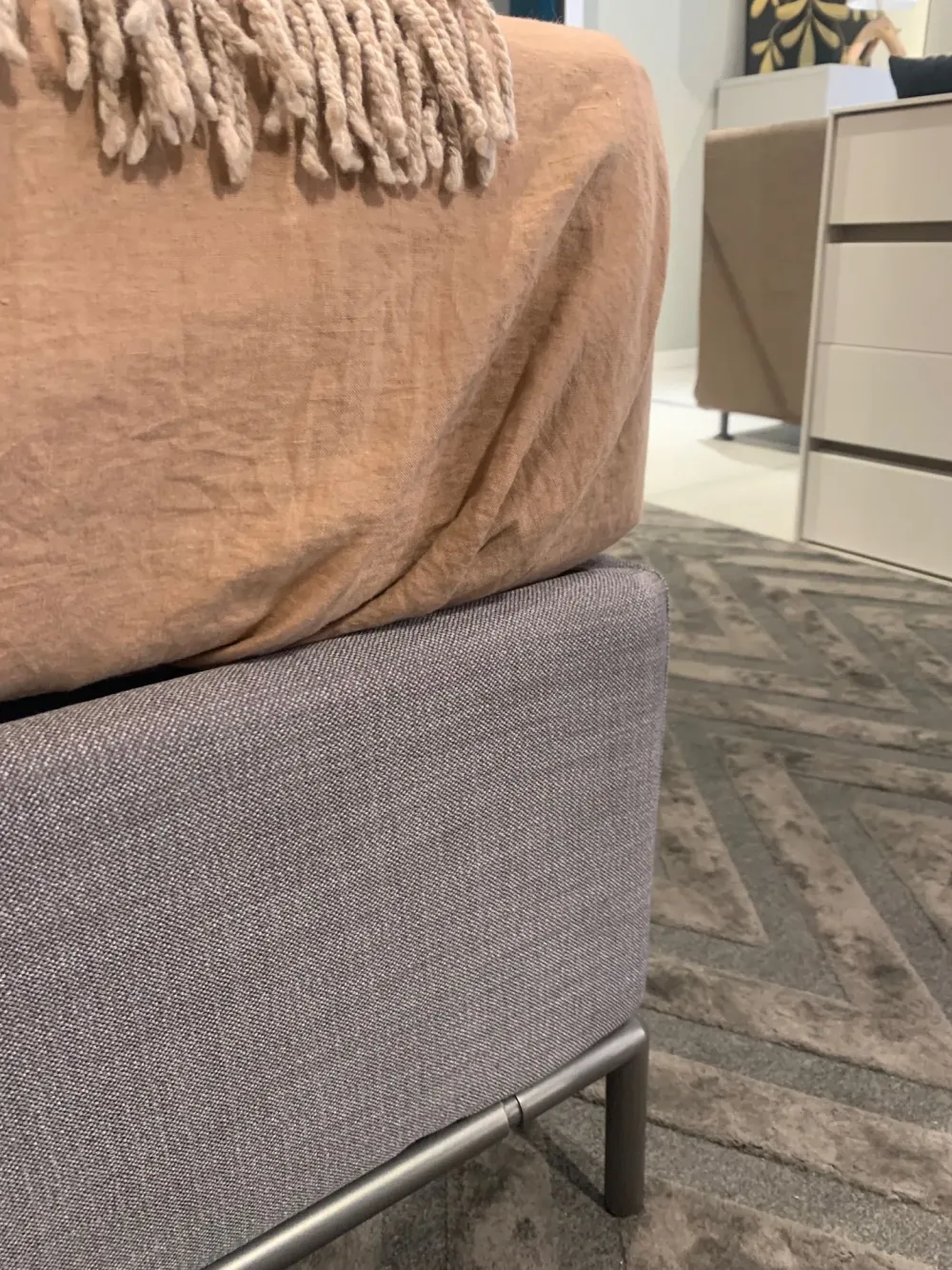 New Approfitta dello sconto 45% sul letto Urbano di Letti