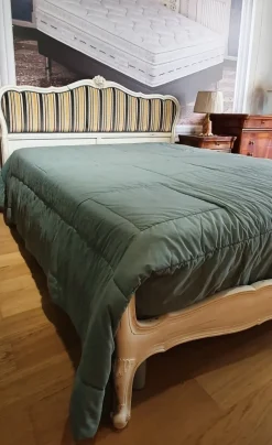 Approfitta dello sconto 70% sul letto Letto noce intaglio di^Artigianale Sale