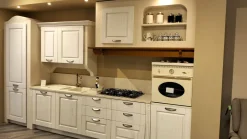 Arredo3 Architetto Verona : cucina bianca classica scontata.- Cucine Lineari