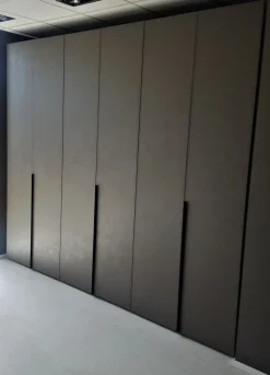 Sale Armadio a Sei ante Liscia: scopri il prezzo Armadi