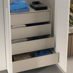 Outlet Armadio ante battenti in laminato materico White oak  di Armadi