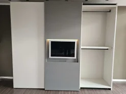 Armadio ante scorrevoli in laminato opaco Nastro tv di^Pianca Online