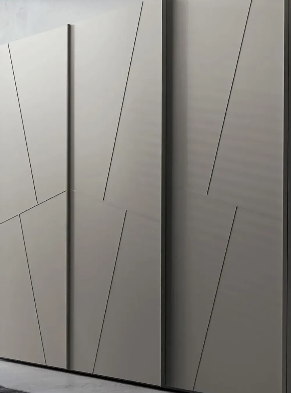 Armadio ante scorrevoli in laccato opaco Rilievo di Armadi