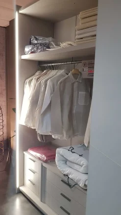 Armadio ante scorrevoli in laccato opaco Kross scontato^Tomasella Best