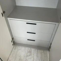 Best Armadio Armadio doimo laccato opaco tortora a sei ante a prezzo Outlet Armadi