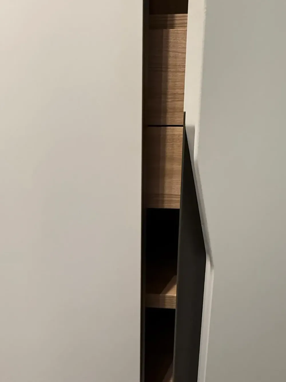 Armadio Armadio modello manhattan con ante battenti SCONTATO a PREZZI OUTLET Armadi