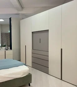 Hot Armadio Armadio tratto di A PREZZO SCONTATO 25% Armadi