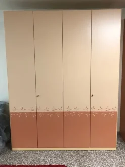 Clearance Armadio classico Armadio laccato  con un ribasso imperdibile Armadi