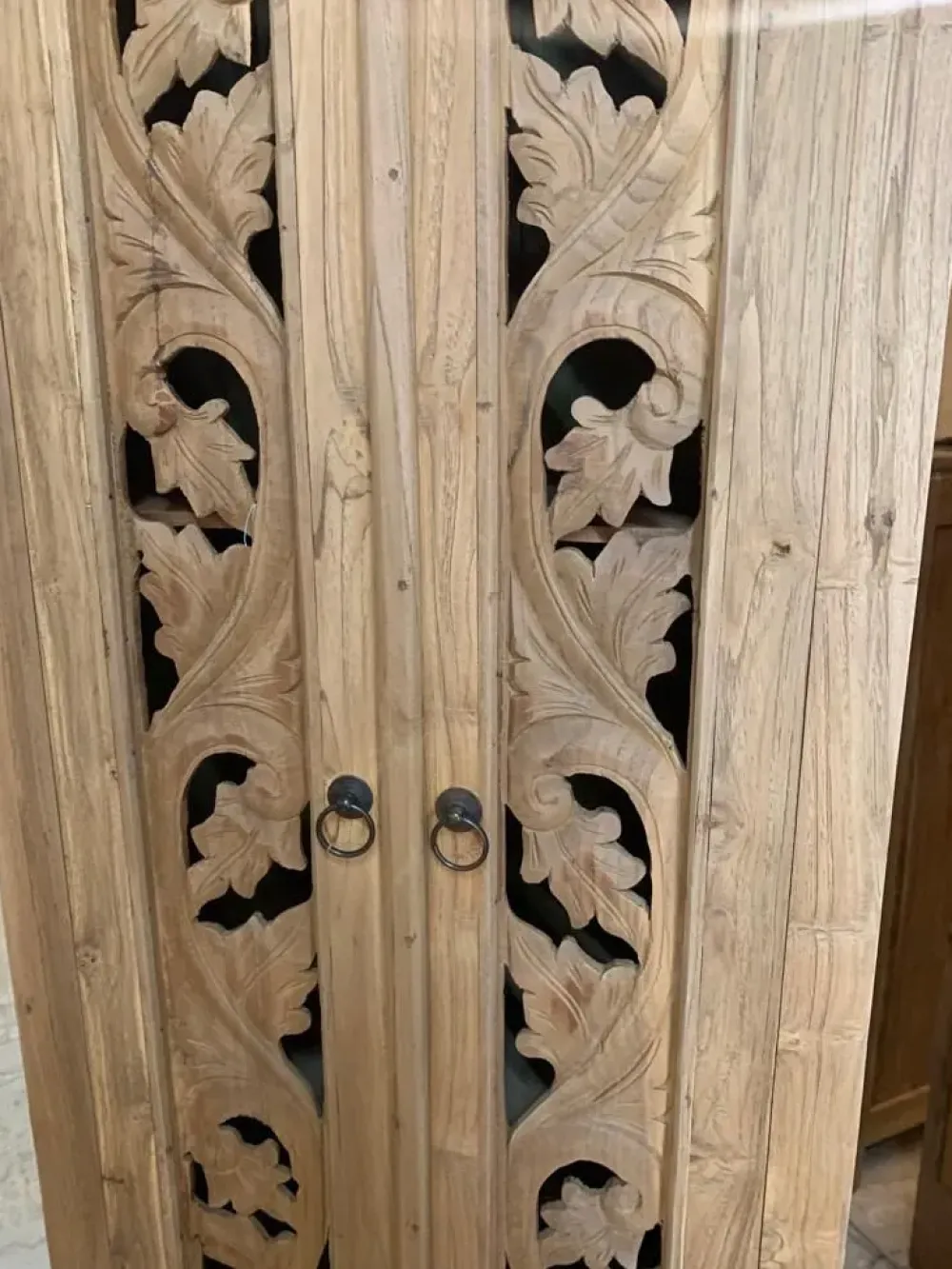 Outlet Armadio classico Stipo etnico-orientale con un ribasso imperdibile Armadi