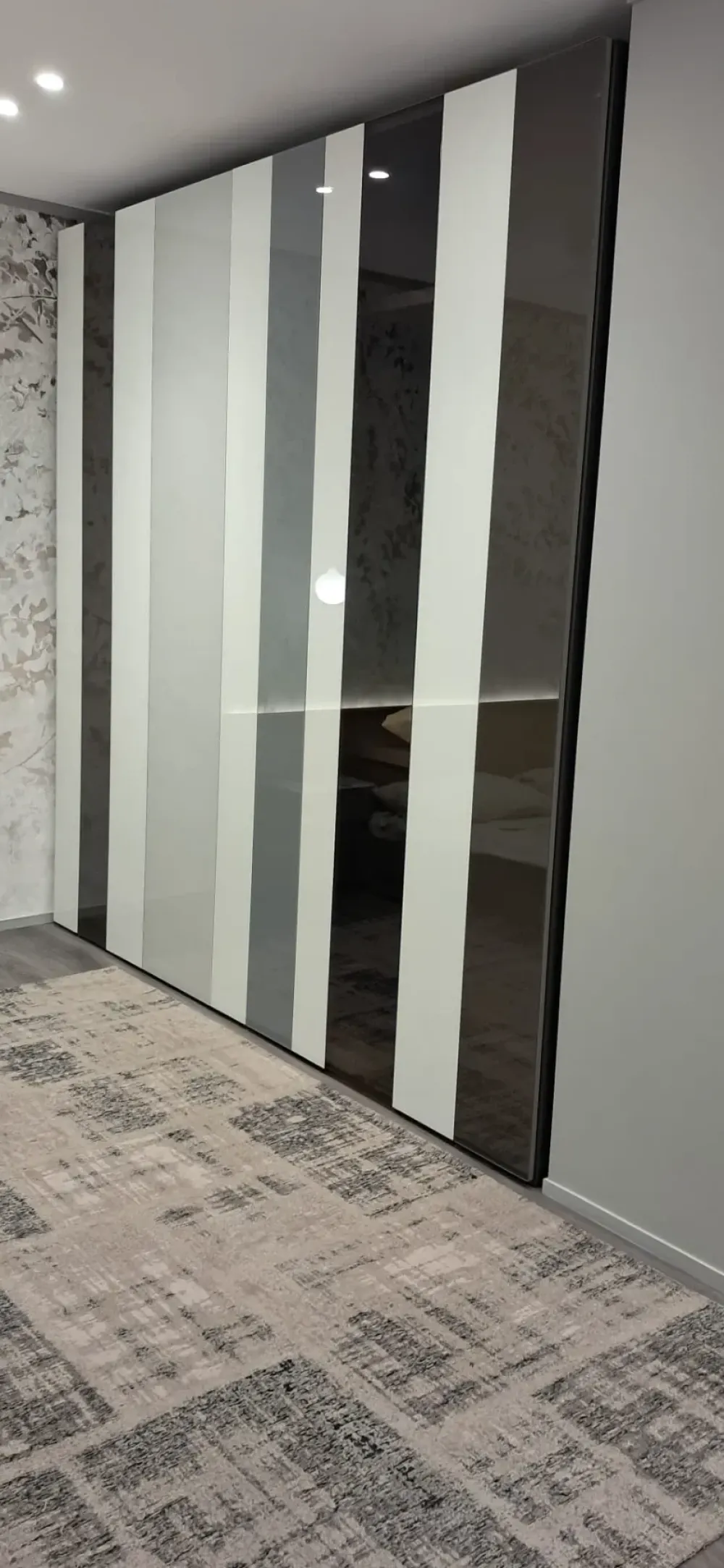 Lago Armadio con ante battenti a prezzo scontato modello Armadio now di- Armadi