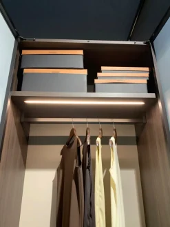 Armadio con ante battenti moderno Fab a prezzo scontato^Olivieri Discount