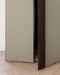 Armadio con ante battenti a prezzo scontato modello Arm13 di^Imab Outlet