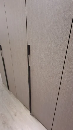 Armadio con ante battenti moderno Leila a prezzo scontato^Tomasella Discount