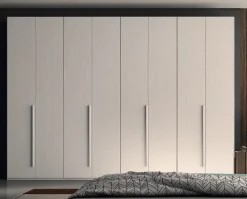 Discount Armadio con ante battenti a prezzo scontato modello White oak di Armadi