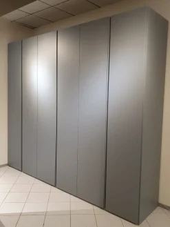 Armadio con ante battenti moderno Smart a prezzo scontato Armadi