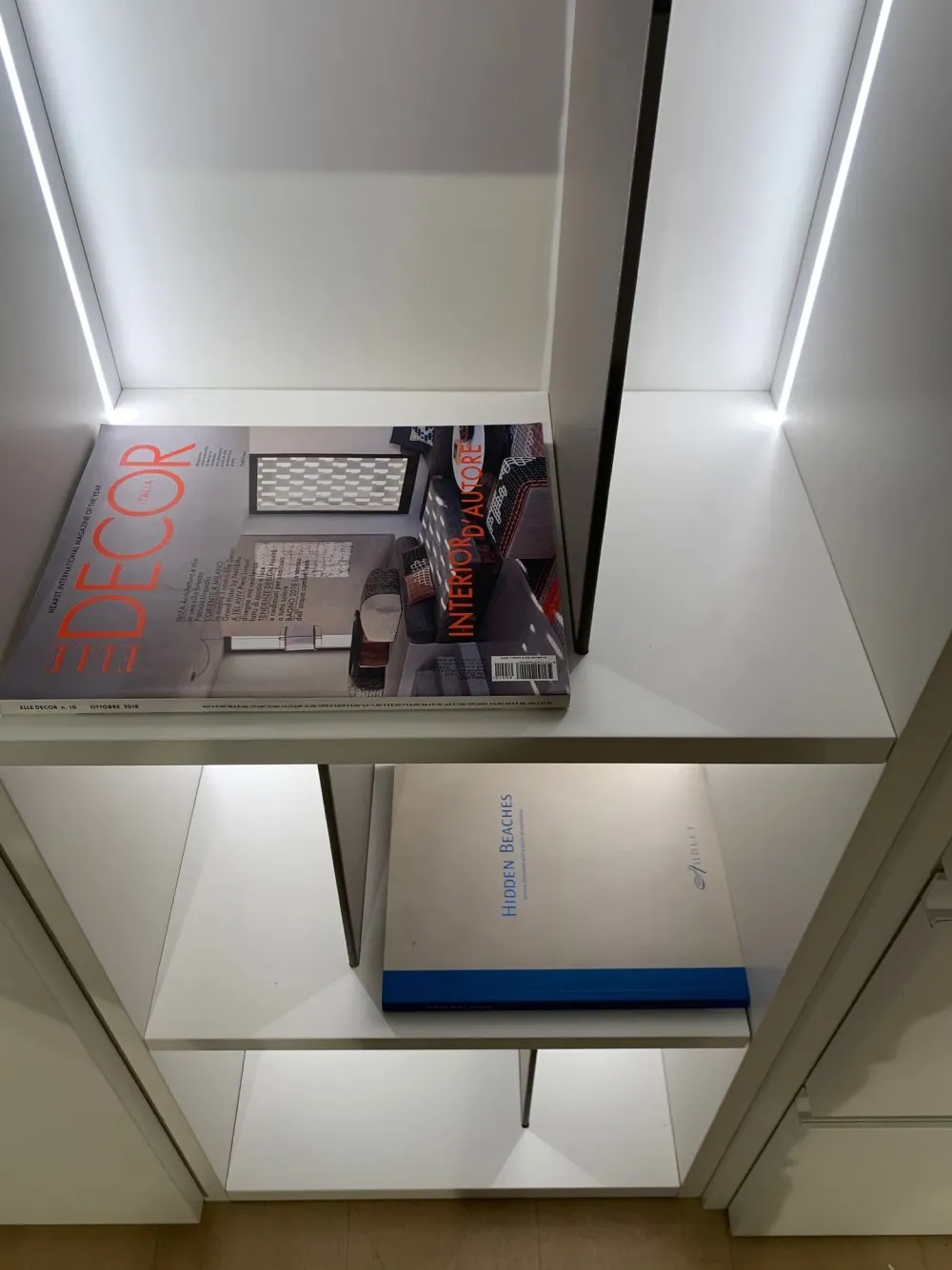 Sale Armadio con ante battenti modello Nl scontato del 30% Armadi