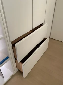 Sale Armadio con ante battenti modello Nl scontato del 30% Armadi