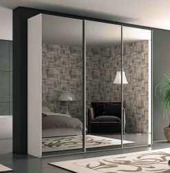 Armadio con ante scorrevoli Lions linea mirror 3 scontato del 54%^Collezione esclusiva Clearance