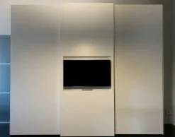 Armadio con ante scorrevoli modello Nastro tv scontato del 46%^Pianca Best