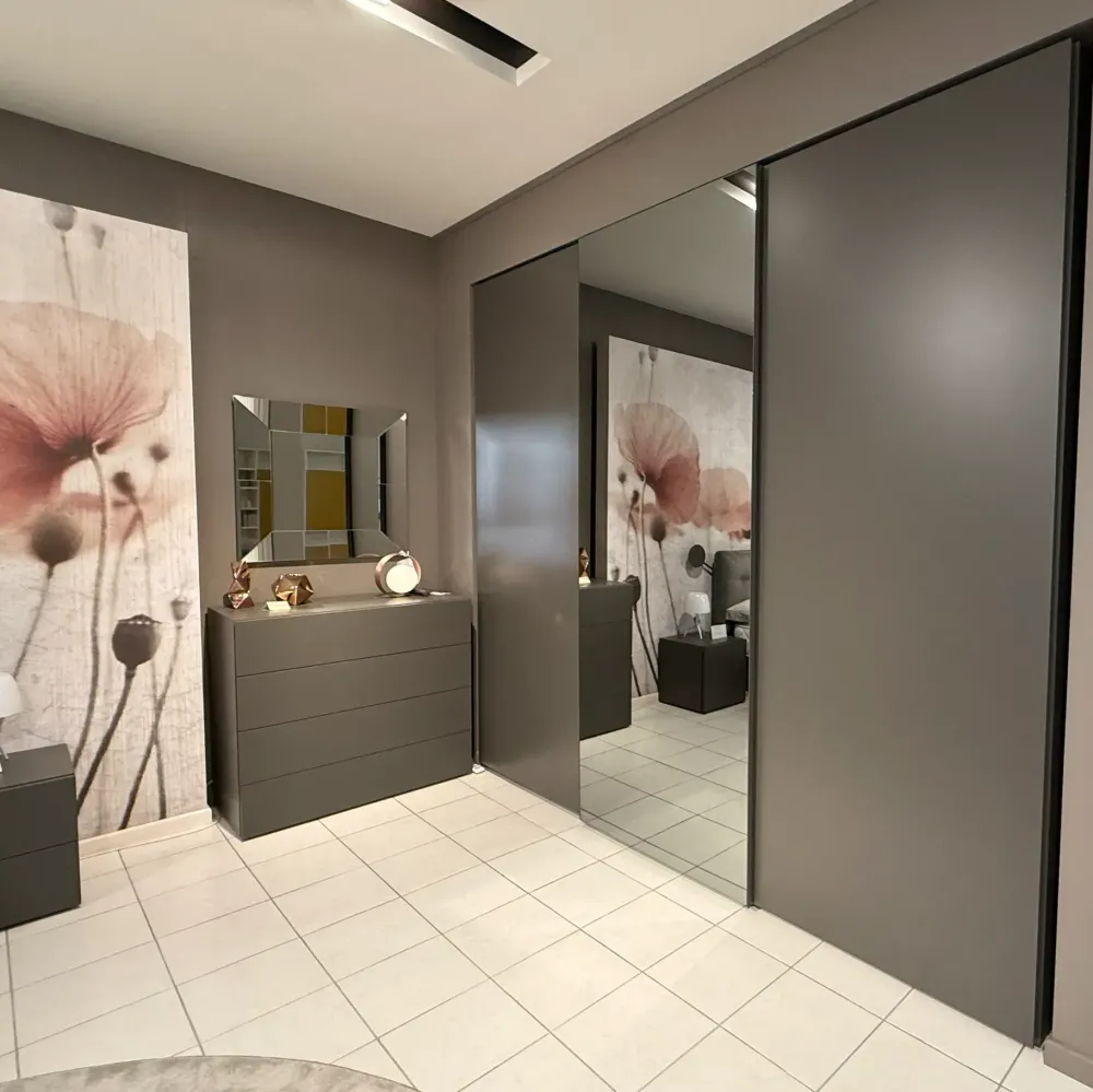 Online Armadio con ante scorrevoli design Flat a prezzo scontato Armadi
