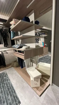 Outlet Armadio con cabina armadio moderno Panorama a prezzo scontato Armadi