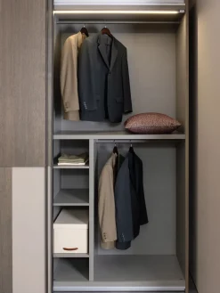 Best Armadio Cubik player outlet a tre ante a prezzo scontato Armadi