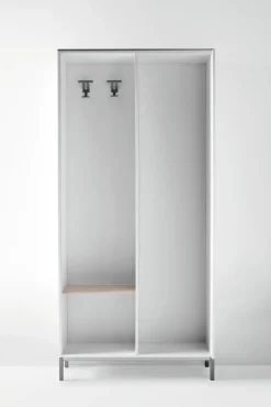 Best Armadio di modello Slim in legno con sconto -30% Armadi