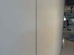 Armadio di modello Graphic in laccato opaco con sconto -30%^Caccaro Sale