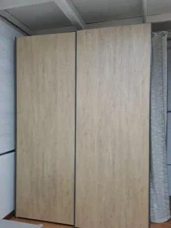 Best Armadio di modello Four in laminato materico con sconto -27% Armadi