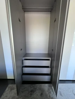 Armadio di modello Now quick in vetro con sconto -35%^Lago New