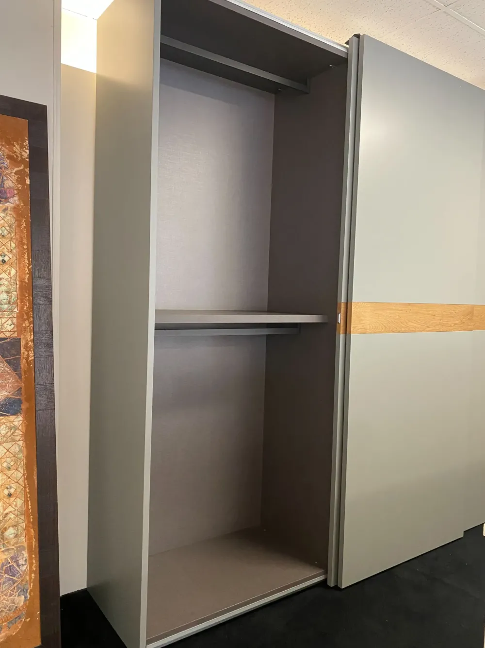 Armadio di modello Stage expo in laccato opaco con sconto -52%^Mobilgam Outlet