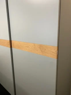 Armadio di modello Stage expo in laccato opaco con sconto -52%^Mobilgam Outlet