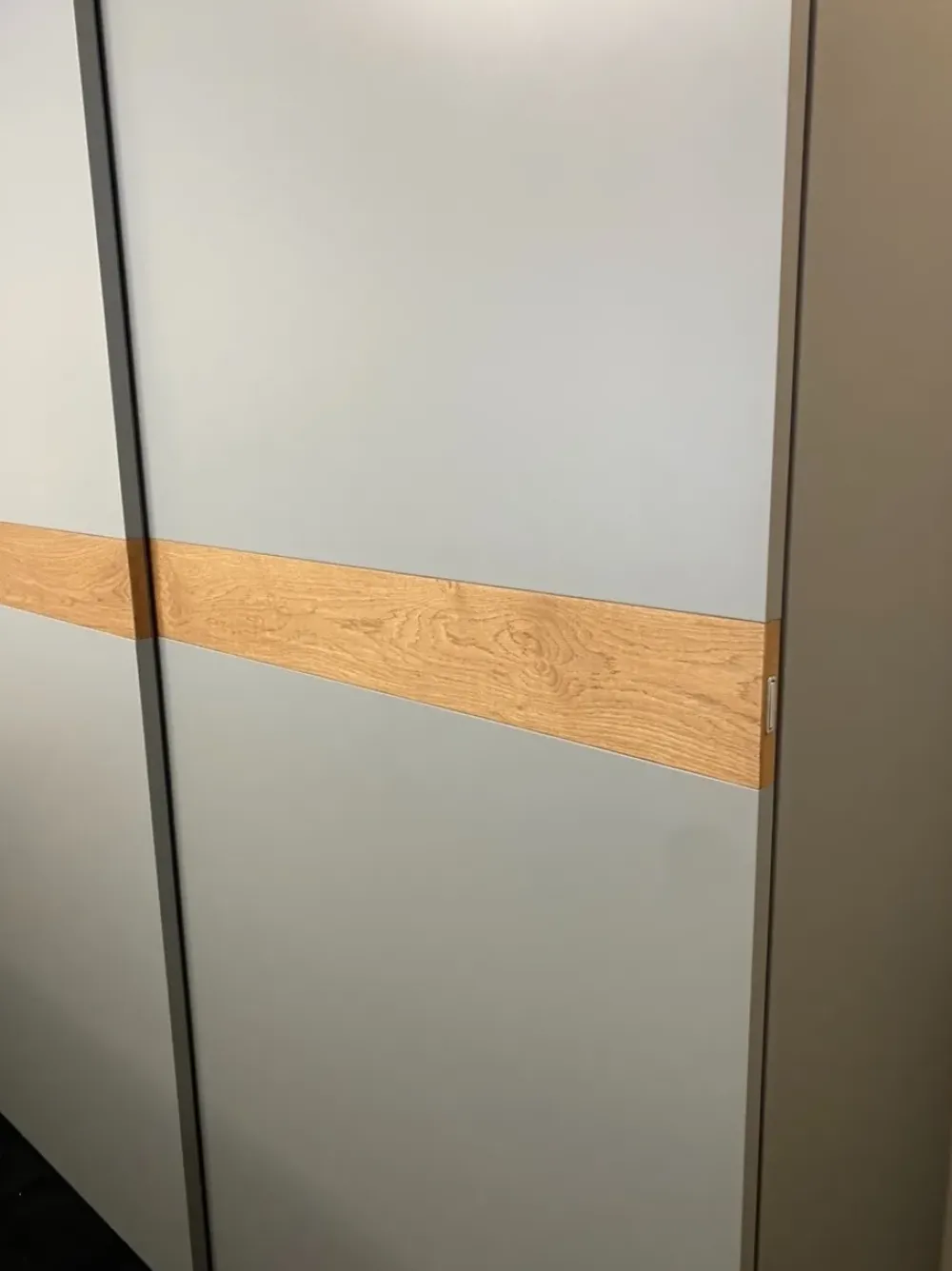 Armadio di modello Stage expo in laccato opaco con sconto -52%^Mobilgam Outlet